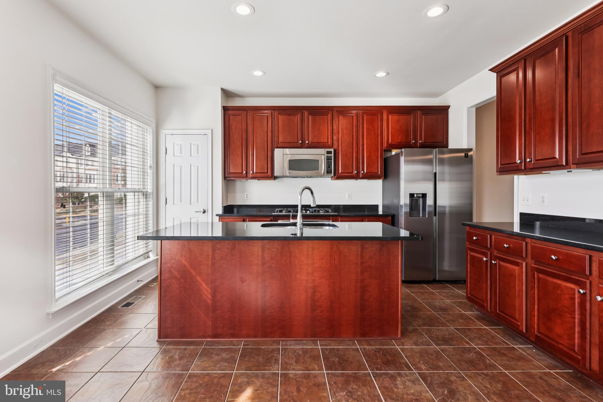 POTOMAC CLUB - Residential Lease