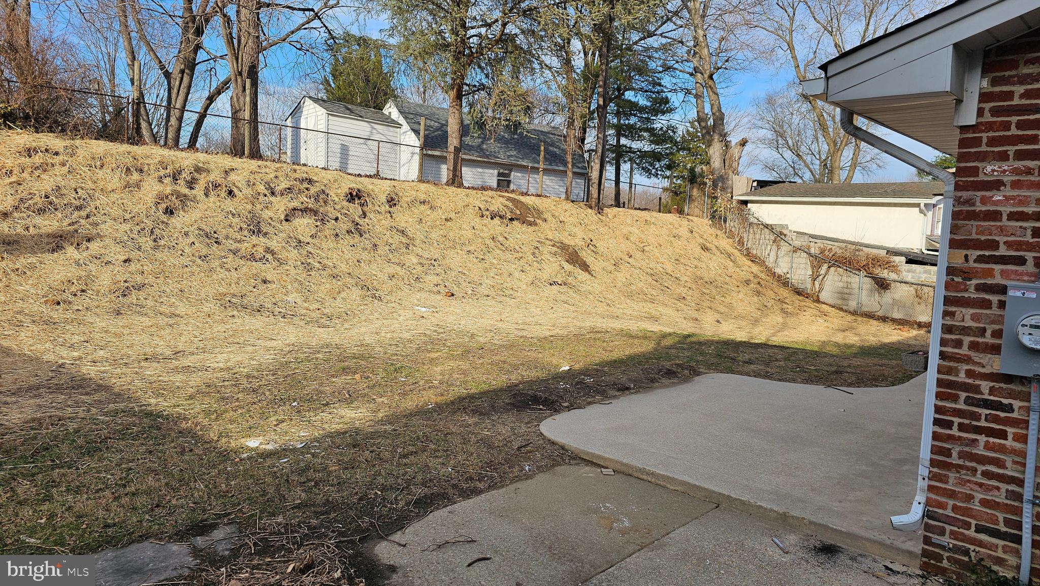 SPRINGBROOK KNOLLS - Residential