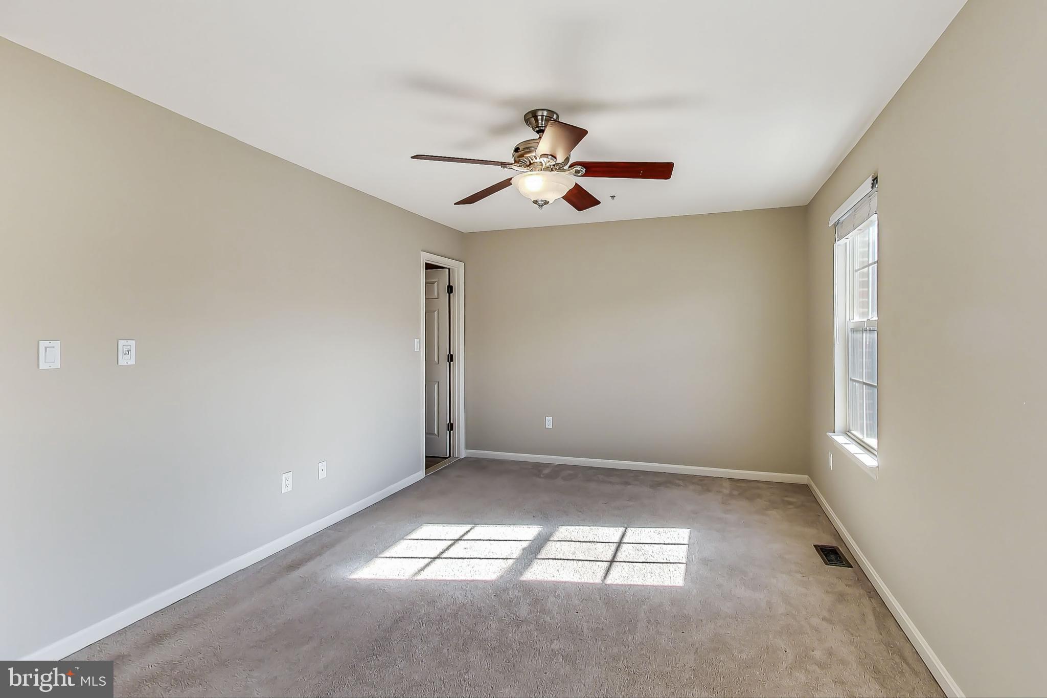 COLUMBIA PARK - Residential