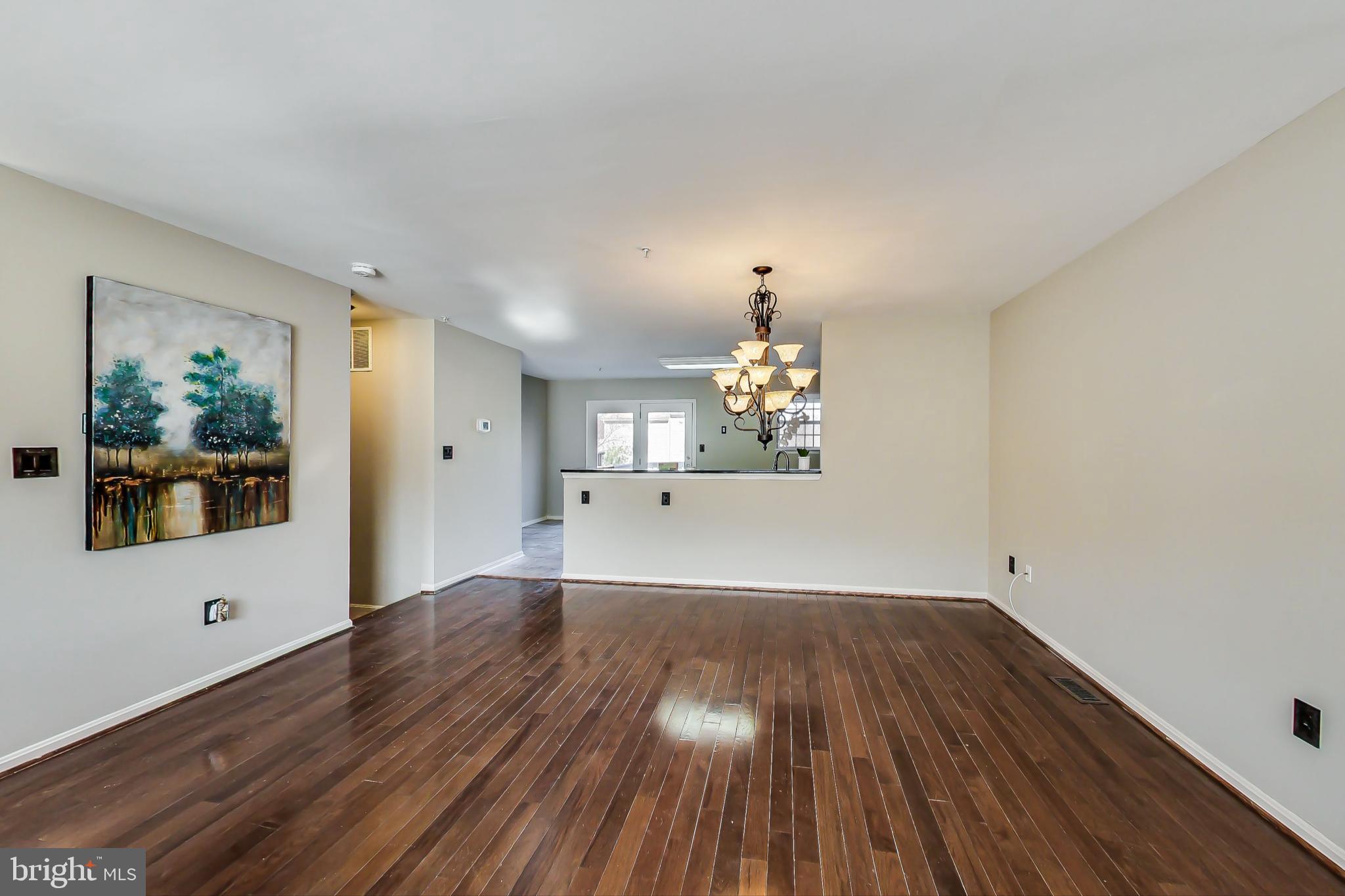 COLUMBIA PARK - Residential