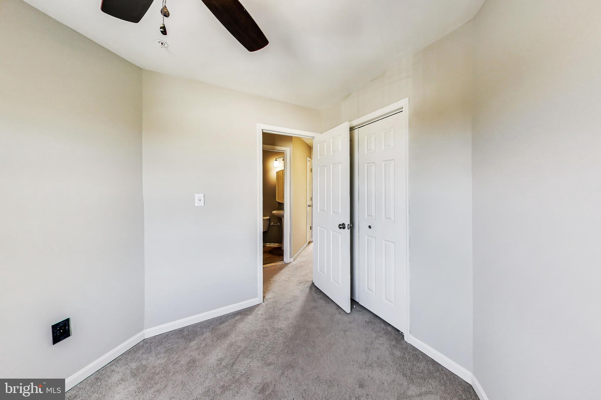 COLUMBIA PARK - Residential