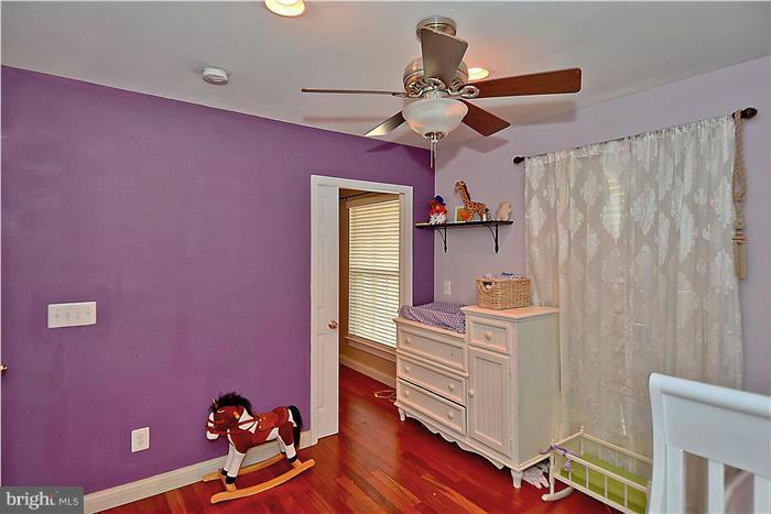 DOUBLE CIRCLE 1 NORTH - Residential Lease