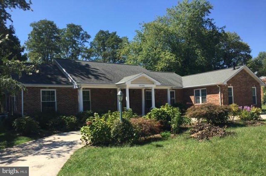 REMODELED RAMBLER 4BR 3FB 1HB. WoodFlrs,CustomMoldings FormalDR, Huge OpenKitch/FamilyRm. Granite CTops TileBacksplash CherryCabsStainlessAppl+RangeHood GraniteIslandBreakfastBar FamRm hasVaultedCeilings+Fireplace Built-Ins. LgMBR VaultedCeilings, EnSuiteBath, 2Vanities, MarbleFloor+Shower CeramicTiledMudRoom+SunRoom. LL Office+FullBath+RecRoom+Storage  ***$50/per Applic to Albrittain Group***