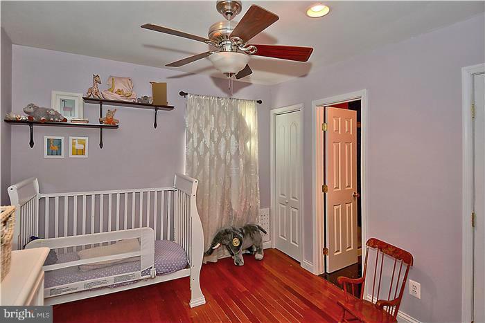 DOUBLE CIRCLE 1 NORTH - Residential Lease