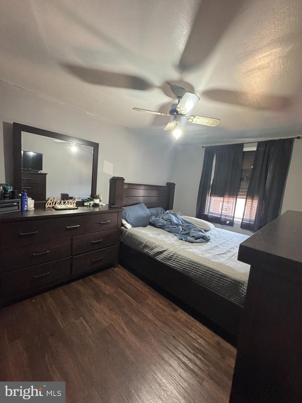 OXFORD CIRCLE - Residential