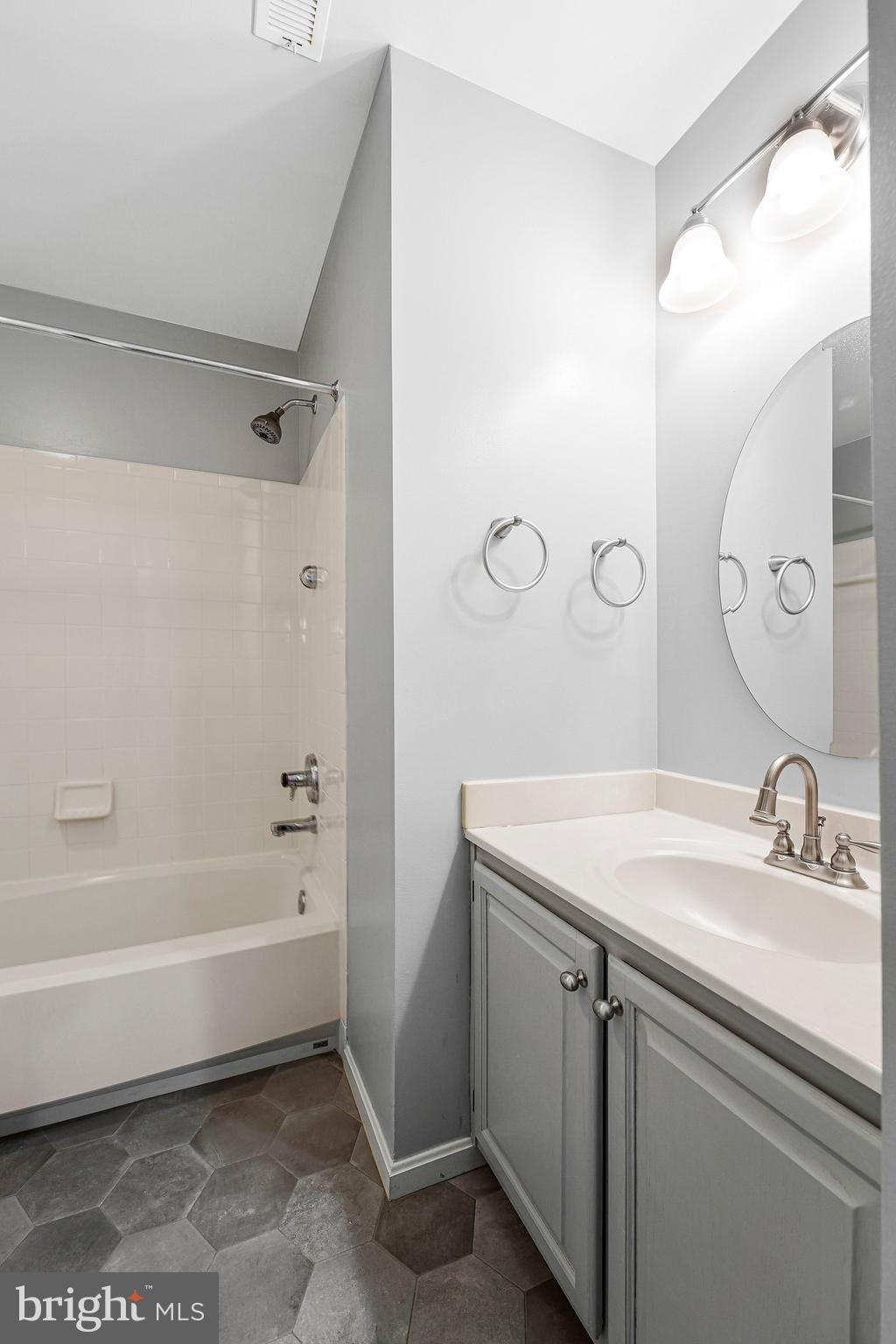 KINGSBROOKE - Residential