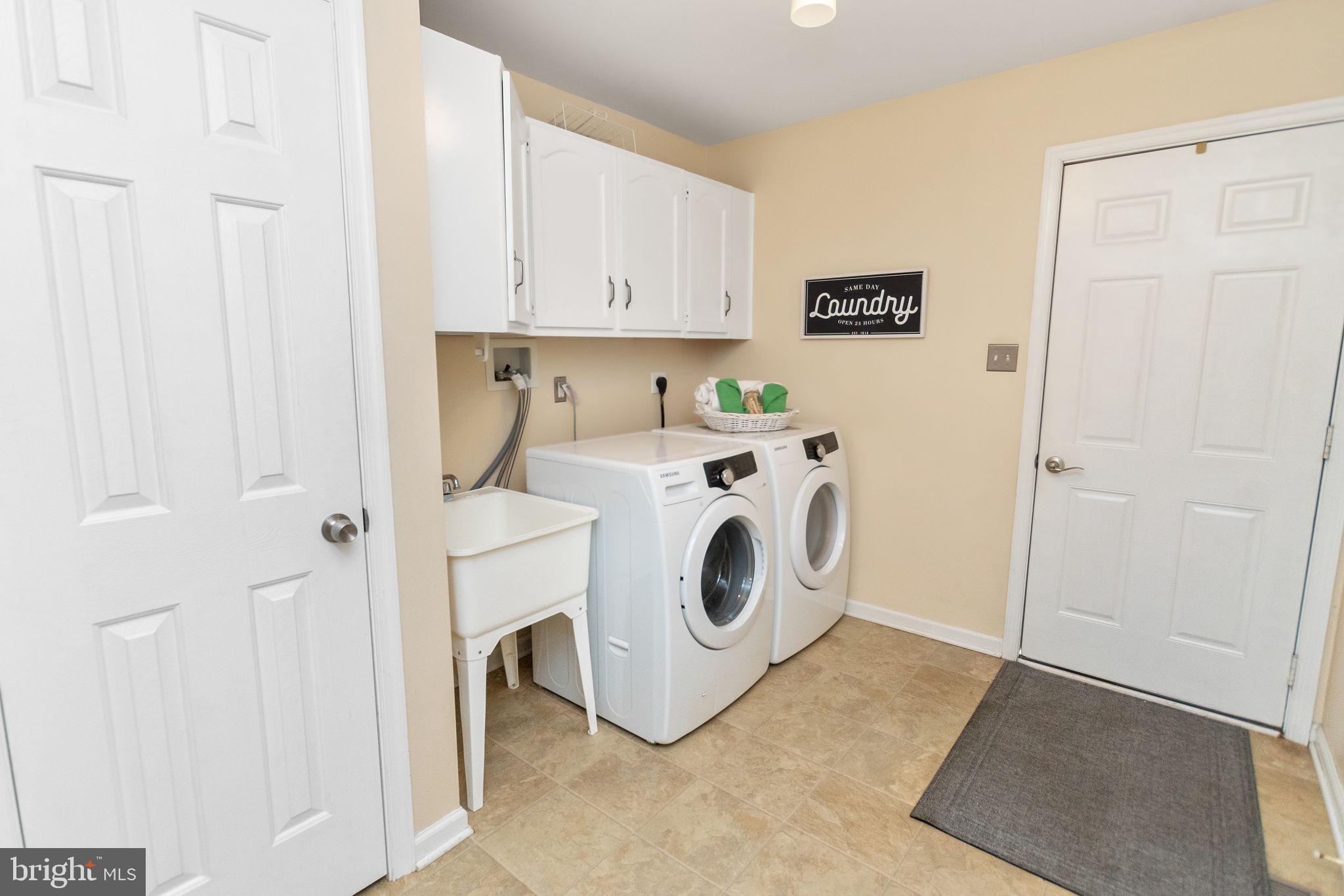 MONTGOMERY WOODS - Residential