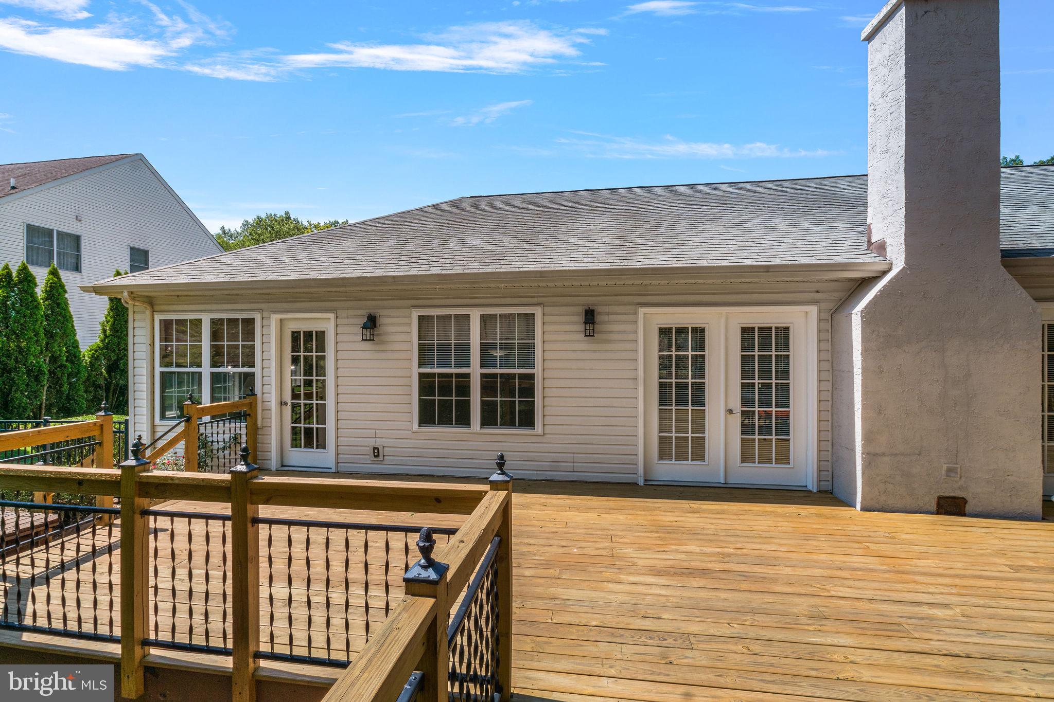 MONTGOMERY WOODS - Residential