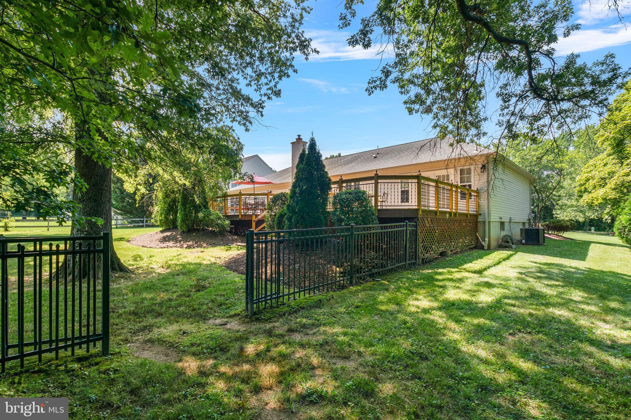 MONTGOMERY WOODS - Residential
