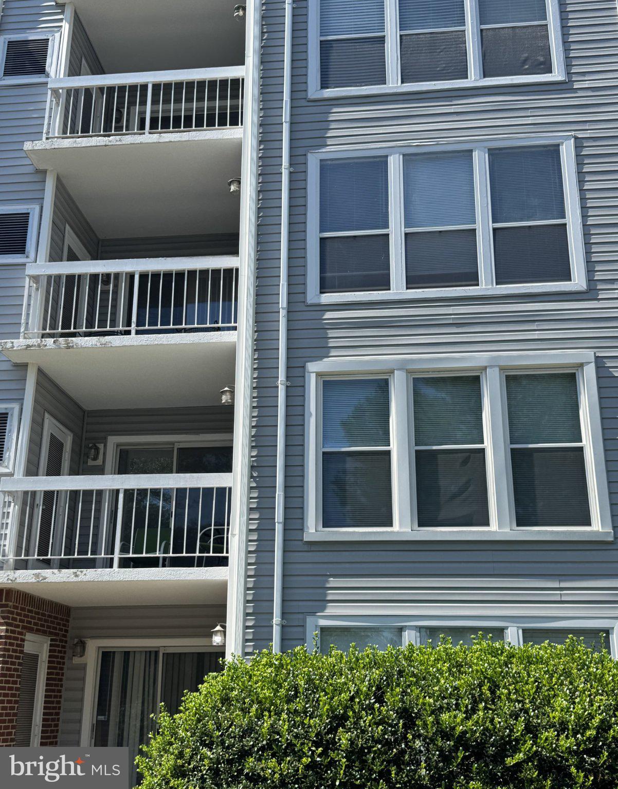 10248 APPALACHIAN CIRCLE 1-B1