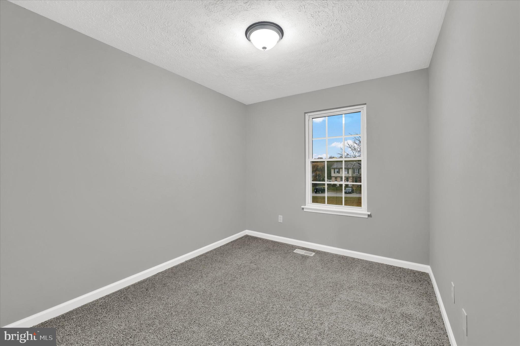 HARFORD SQUARE - Residential