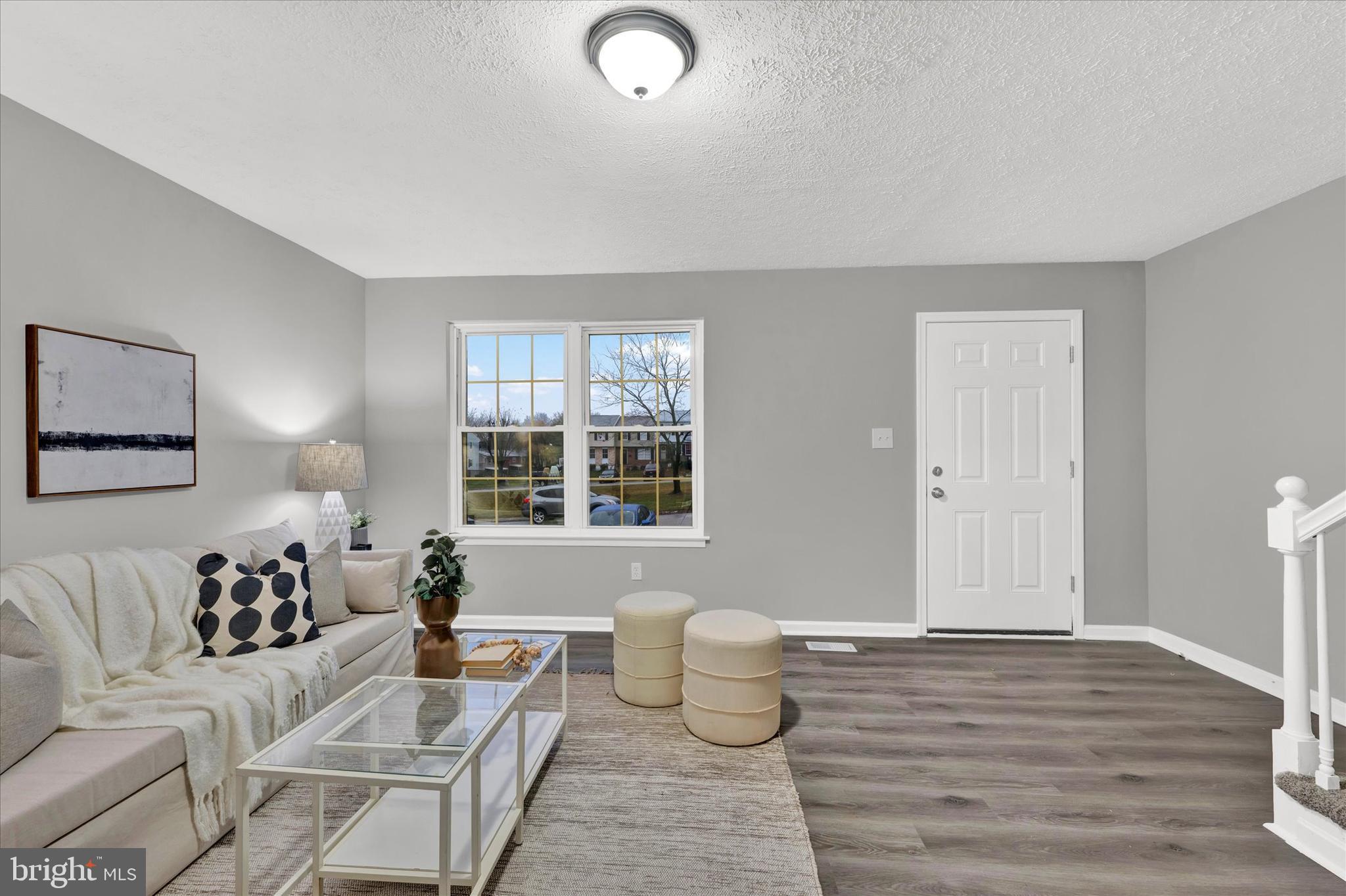 HARFORD SQUARE - Residential