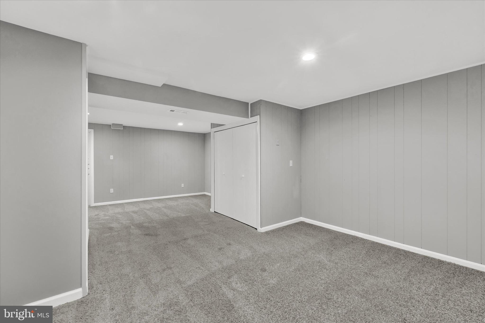 HARFORD SQUARE - Residential