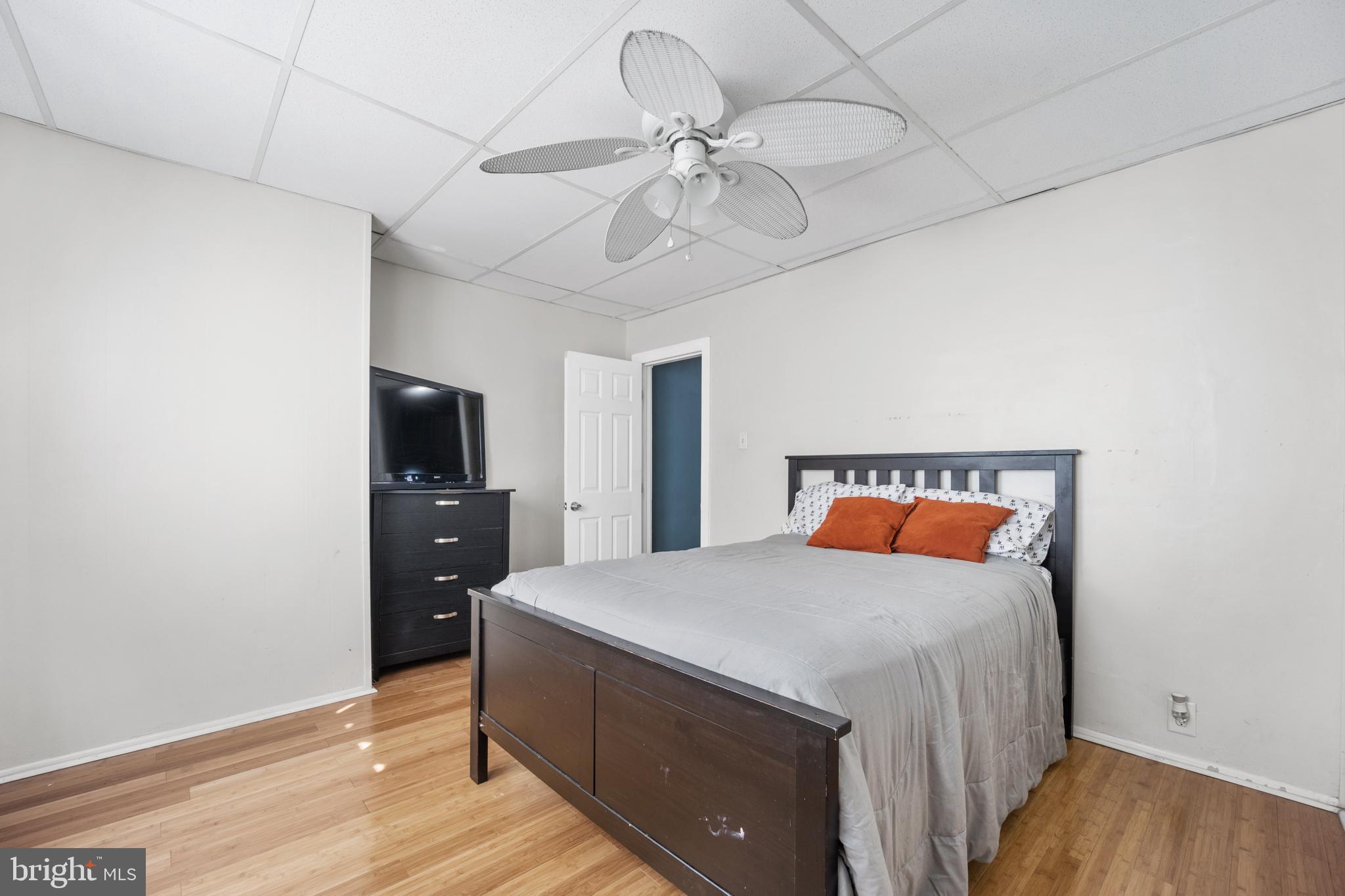 MAYFAIR - Residential