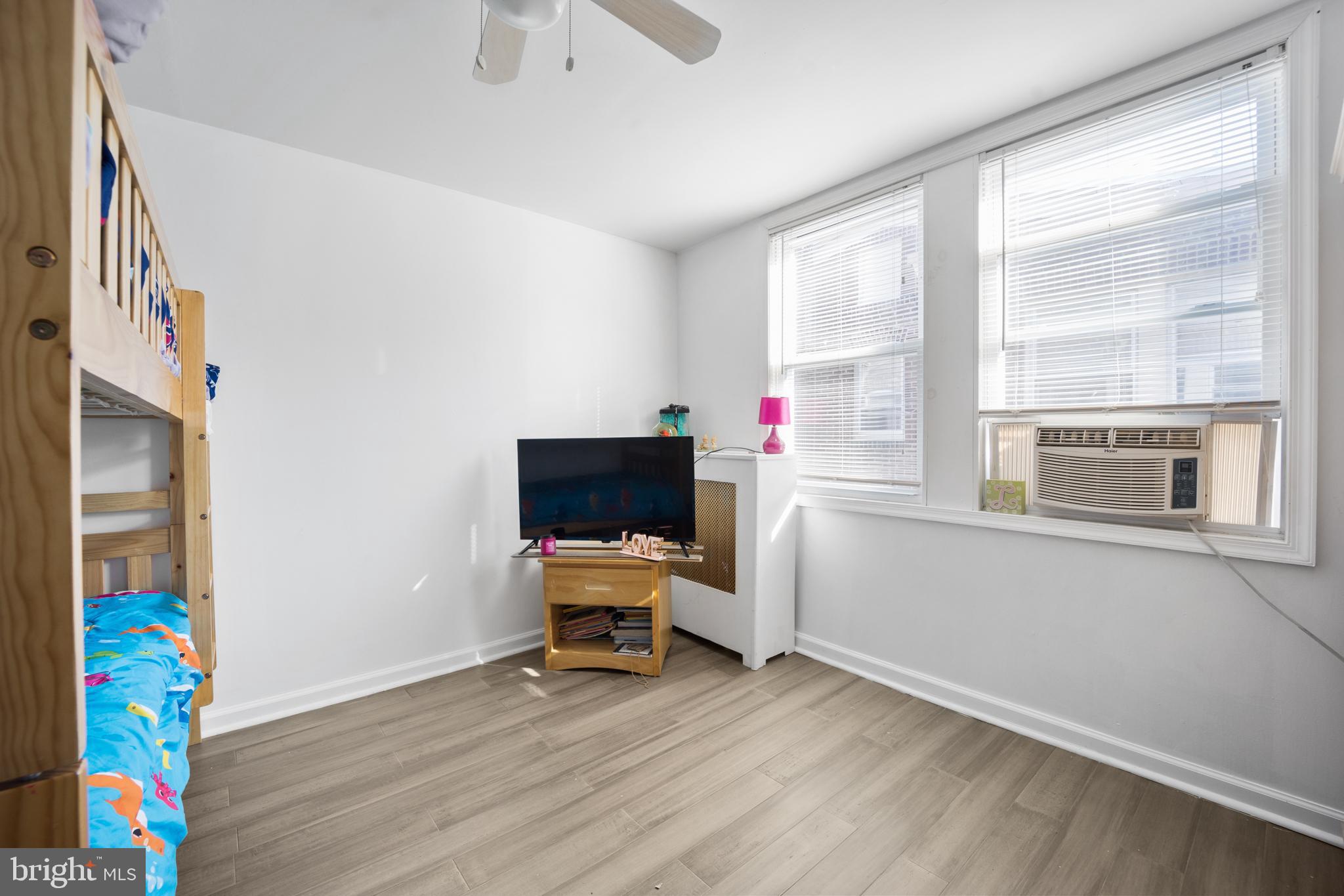MAYFAIR - Residential