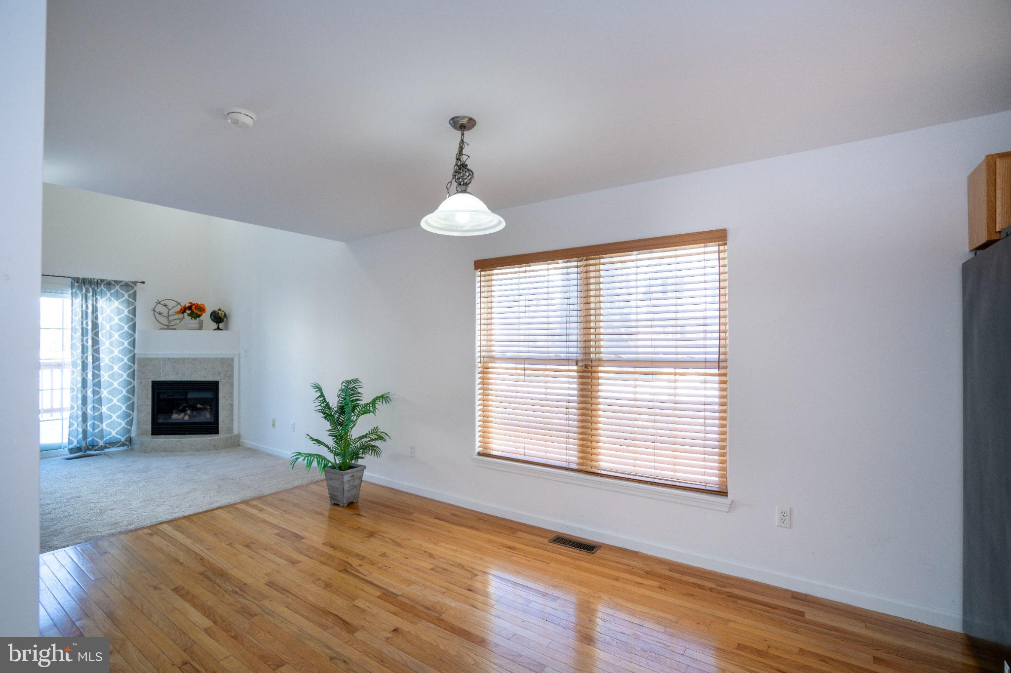 GOLDEN ORCHARDS - Residential