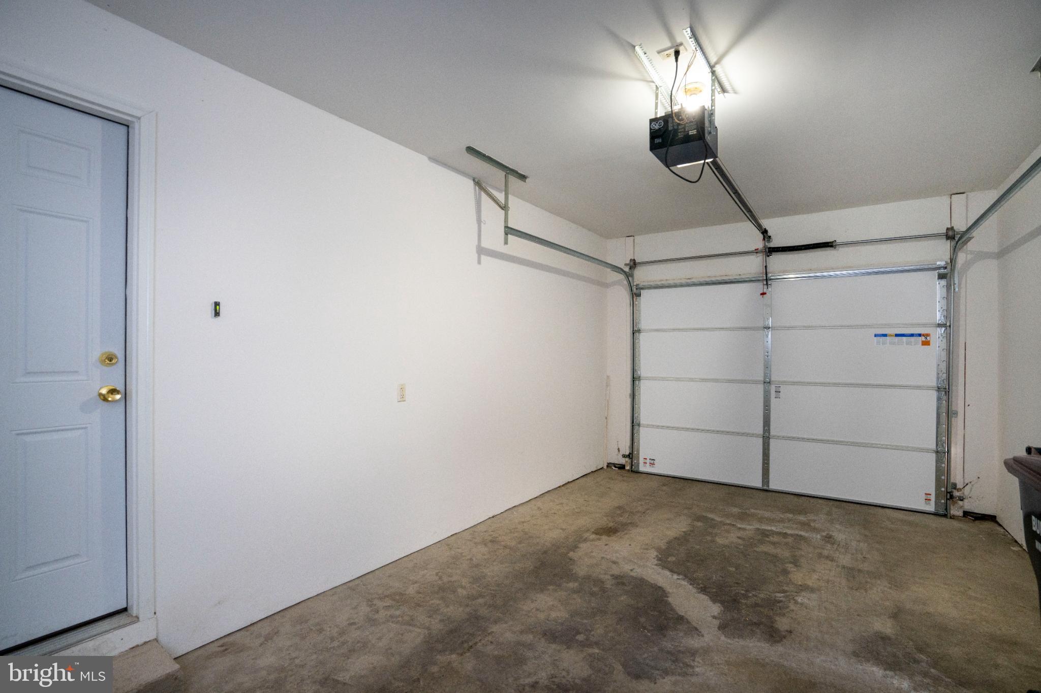 GOLDEN ORCHARDS - Residential