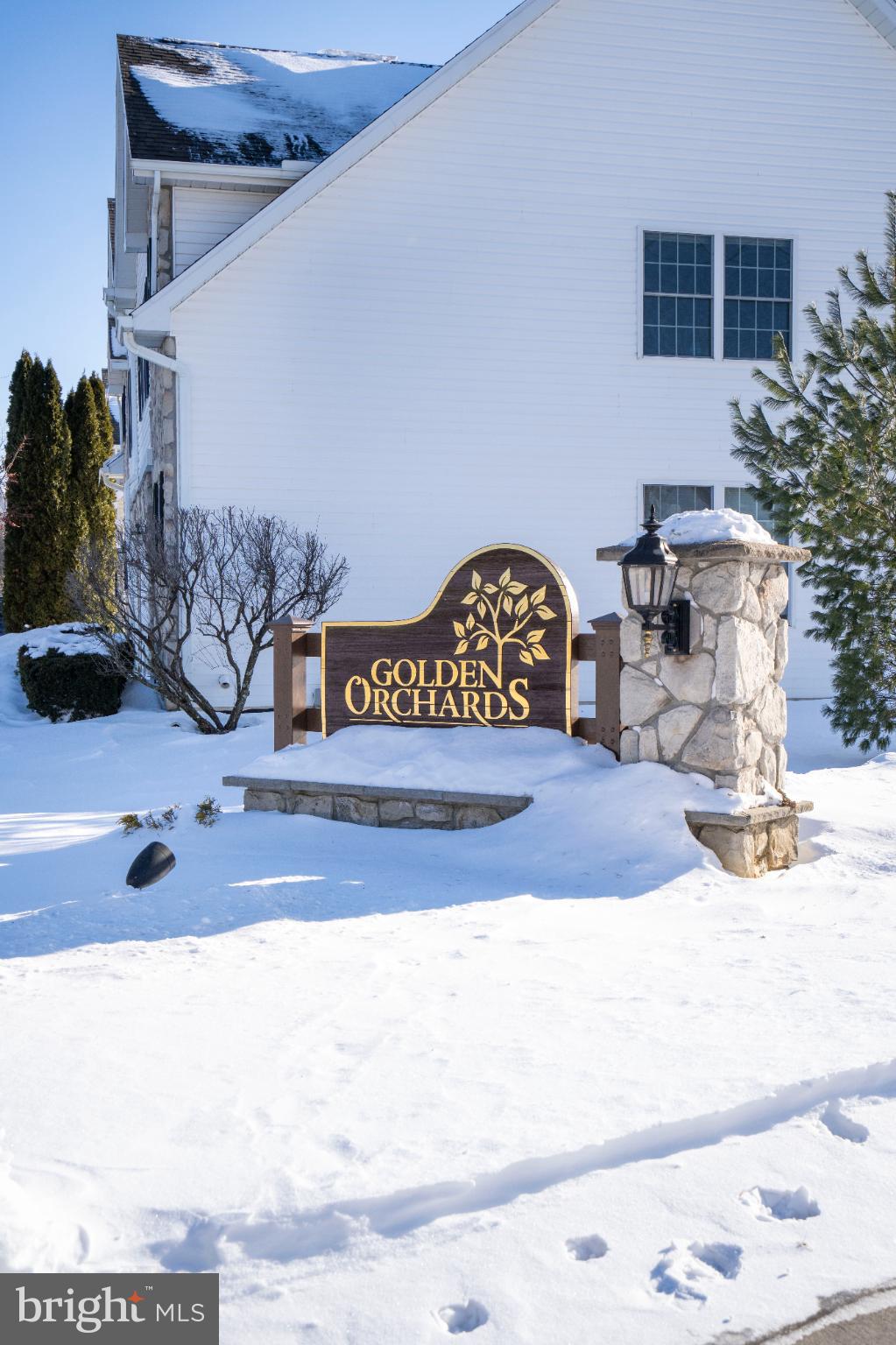 GOLDEN ORCHARDS - Residential