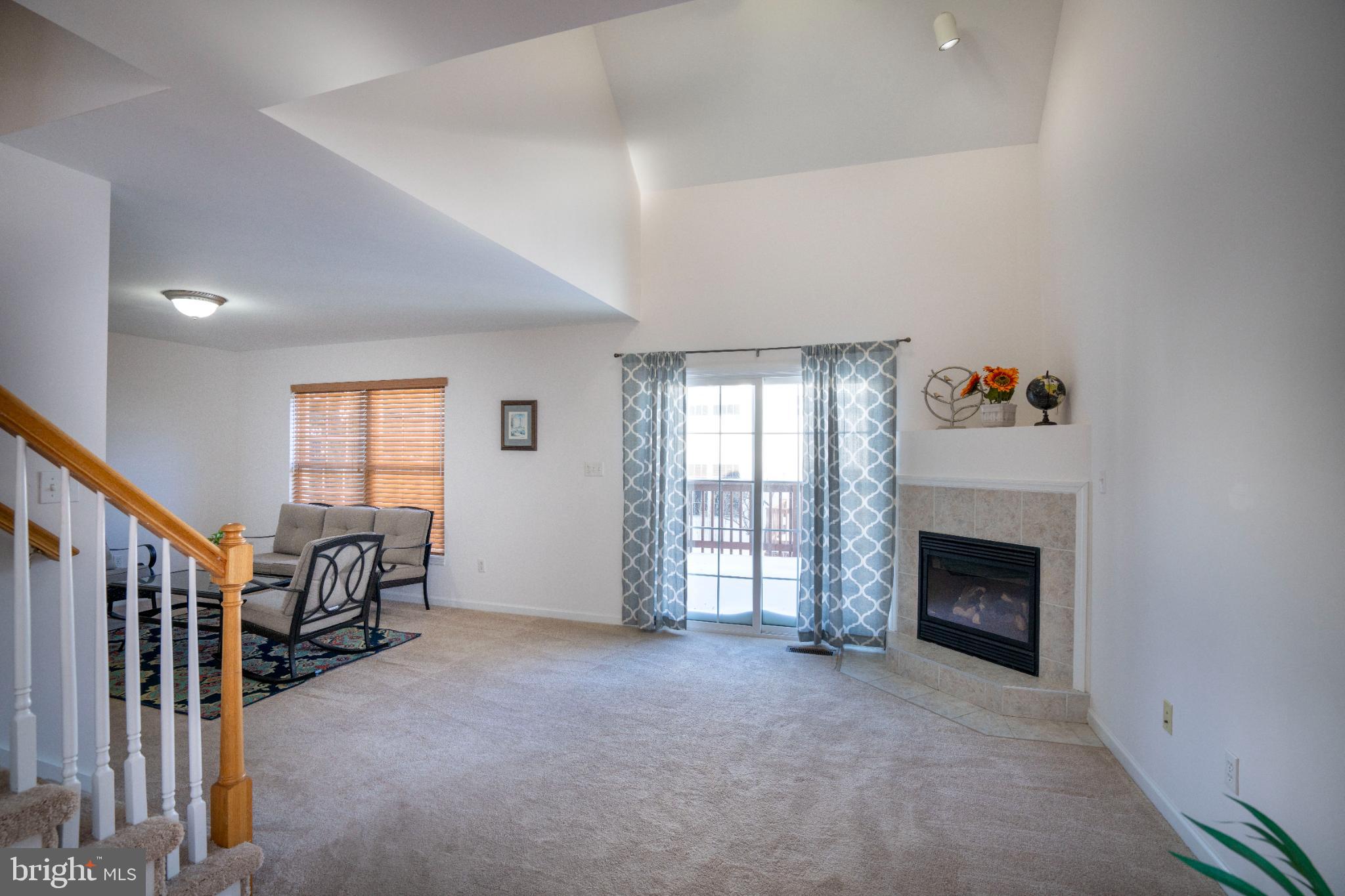 GOLDEN ORCHARDS - Residential