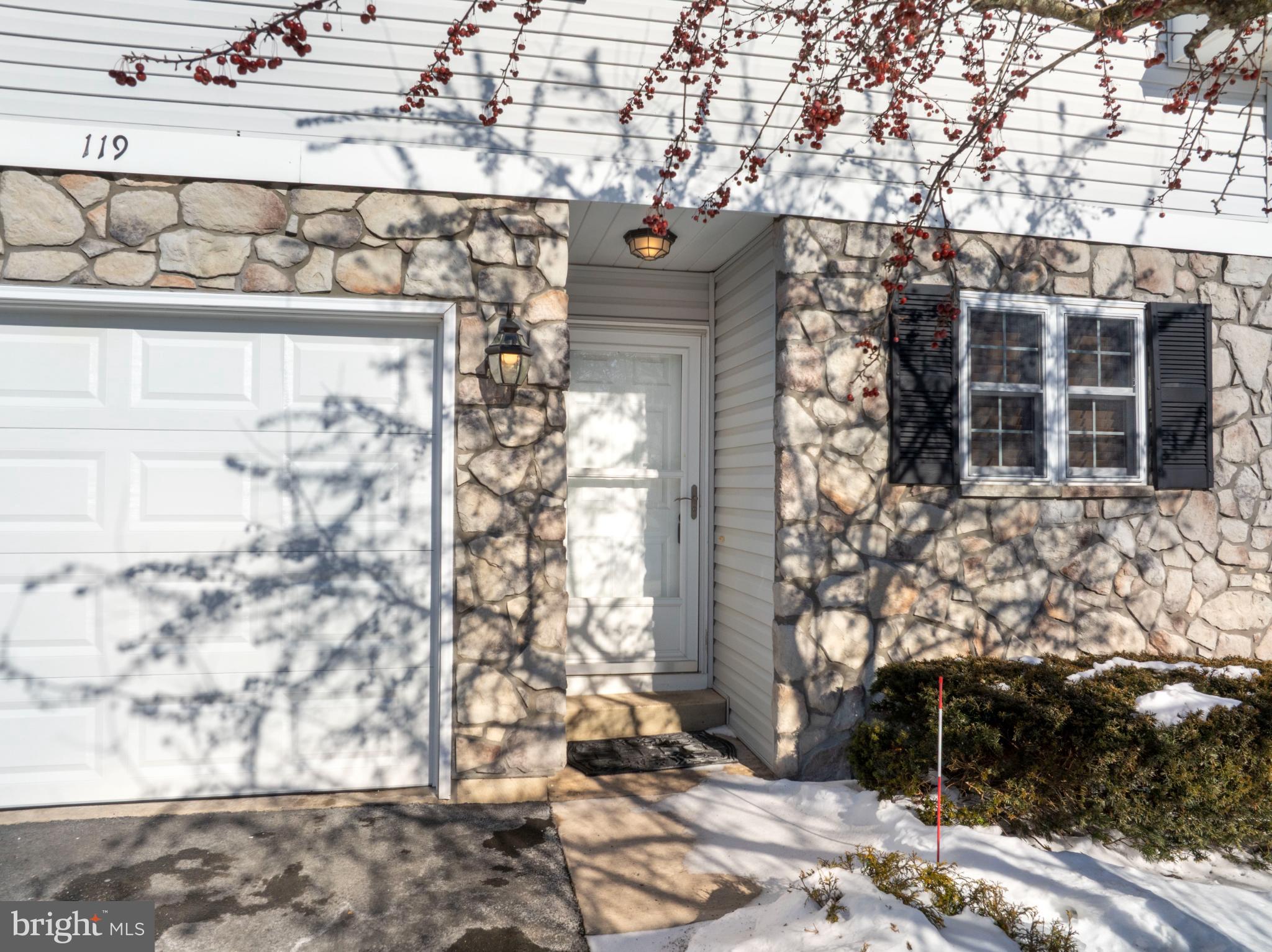 GOLDEN ORCHARDS - Residential