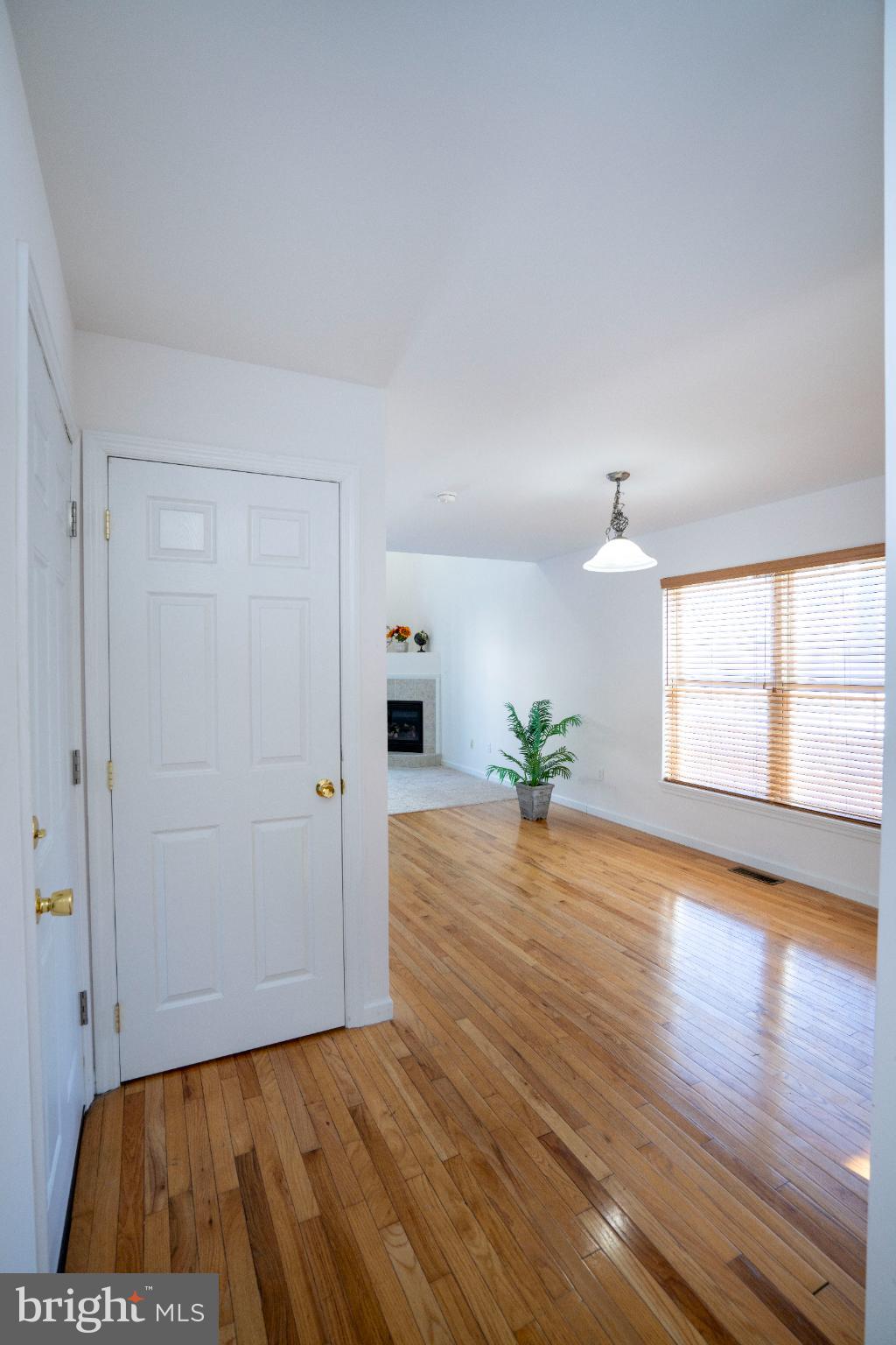 GOLDEN ORCHARDS - Residential