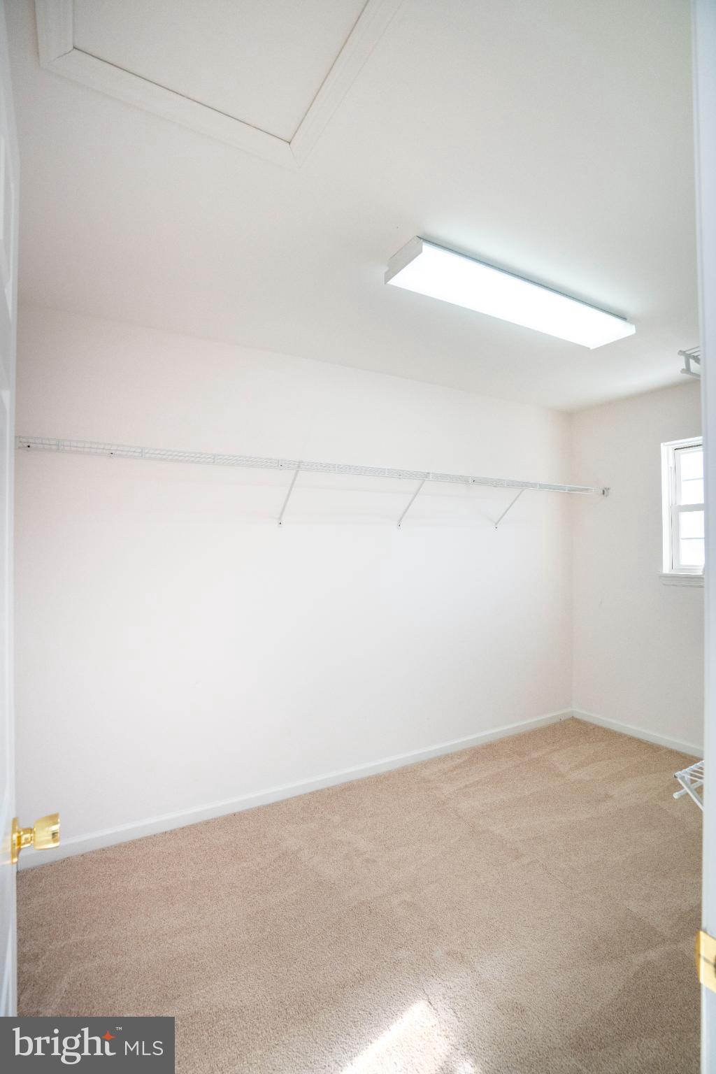 GOLDEN ORCHARDS - Residential