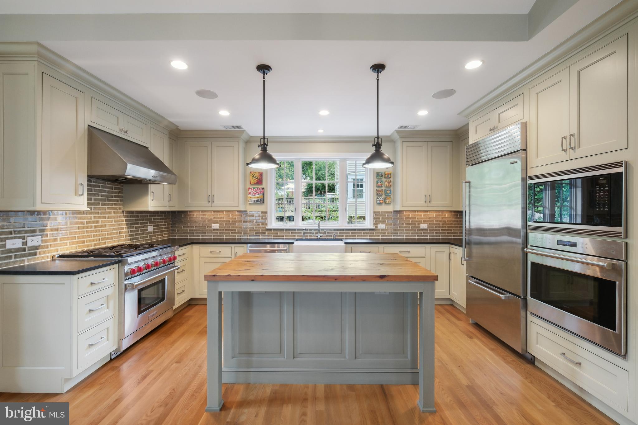 FAIR HILL - Residential