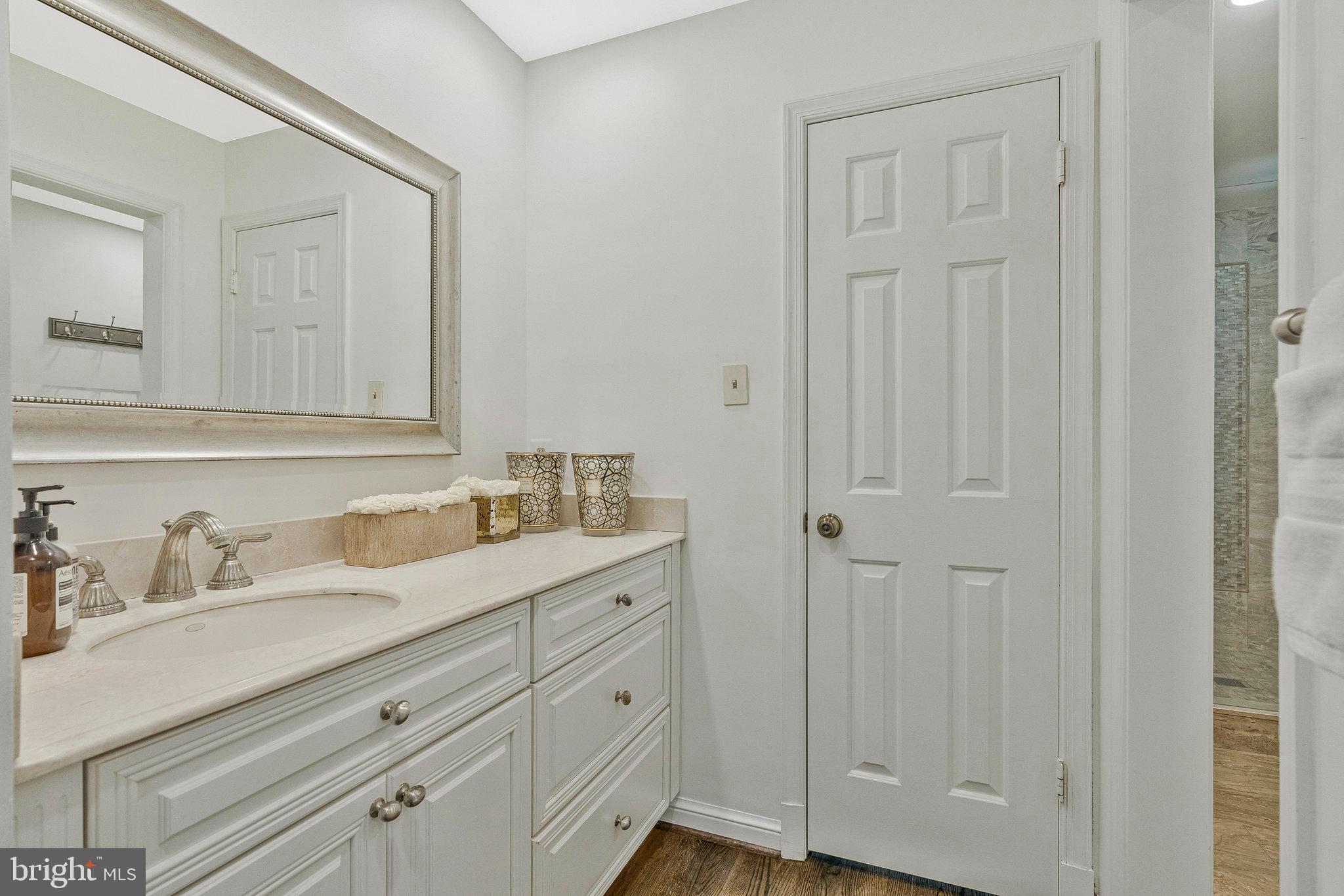 EVERMAY - Residential