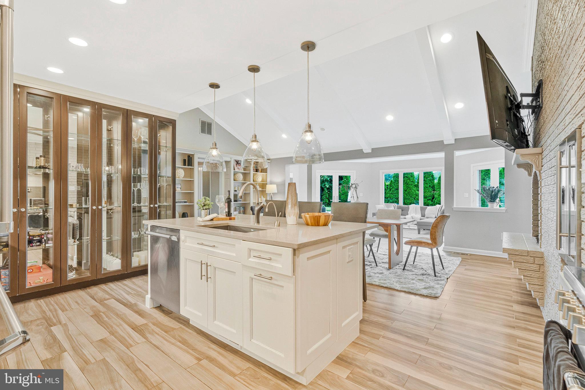 EVERMAY - Residential