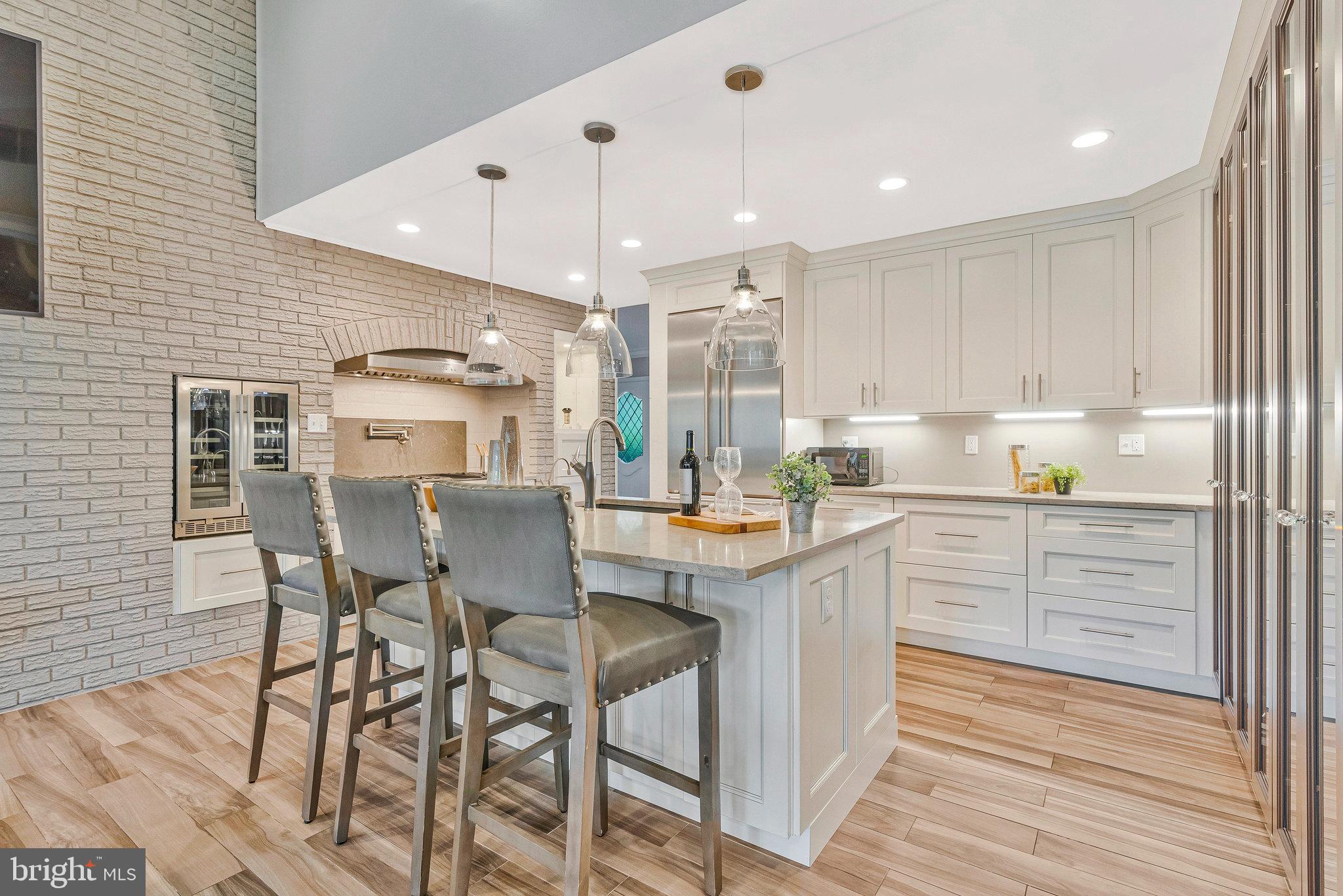 EVERMAY - Residential