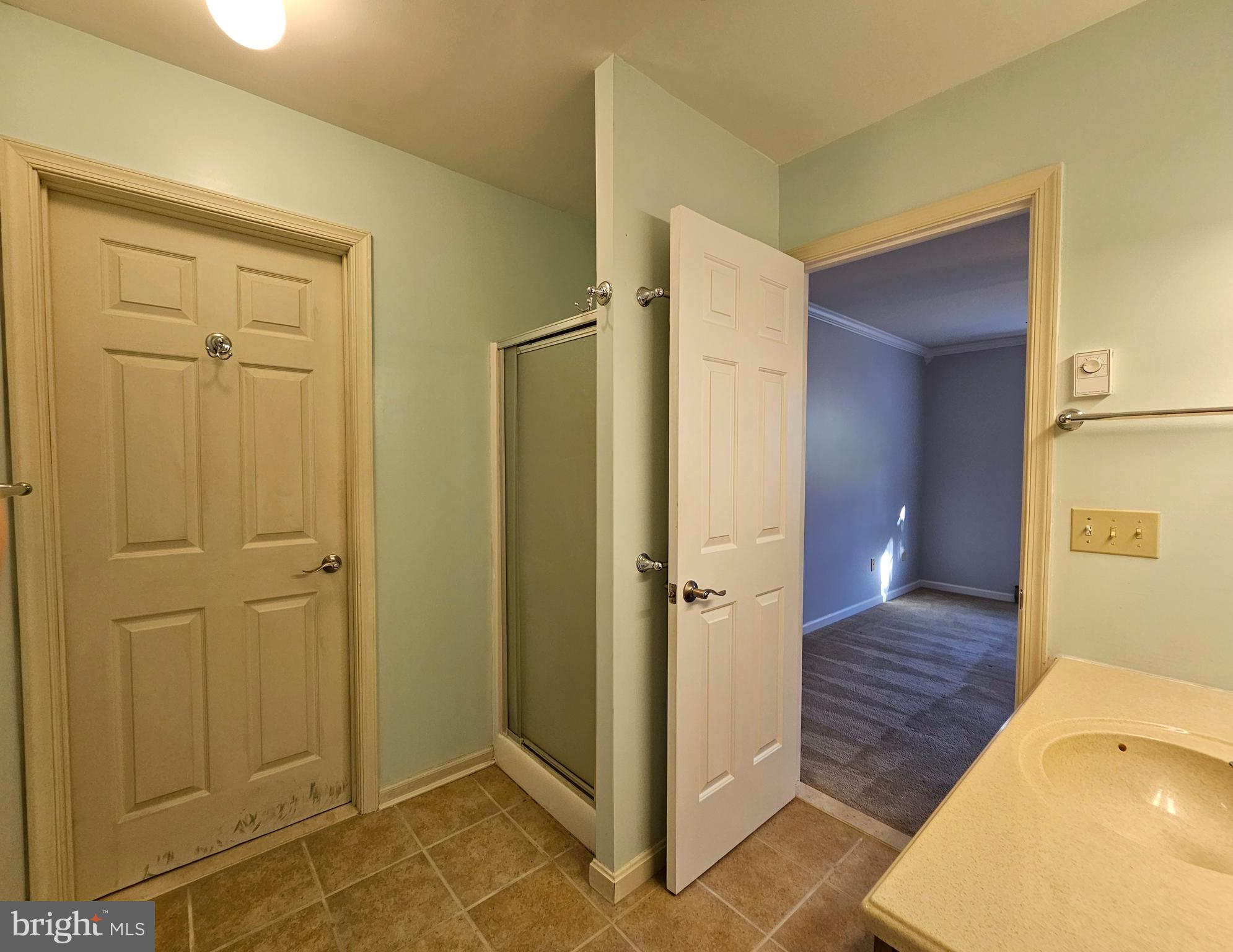 HUNTERS MILL - Residential