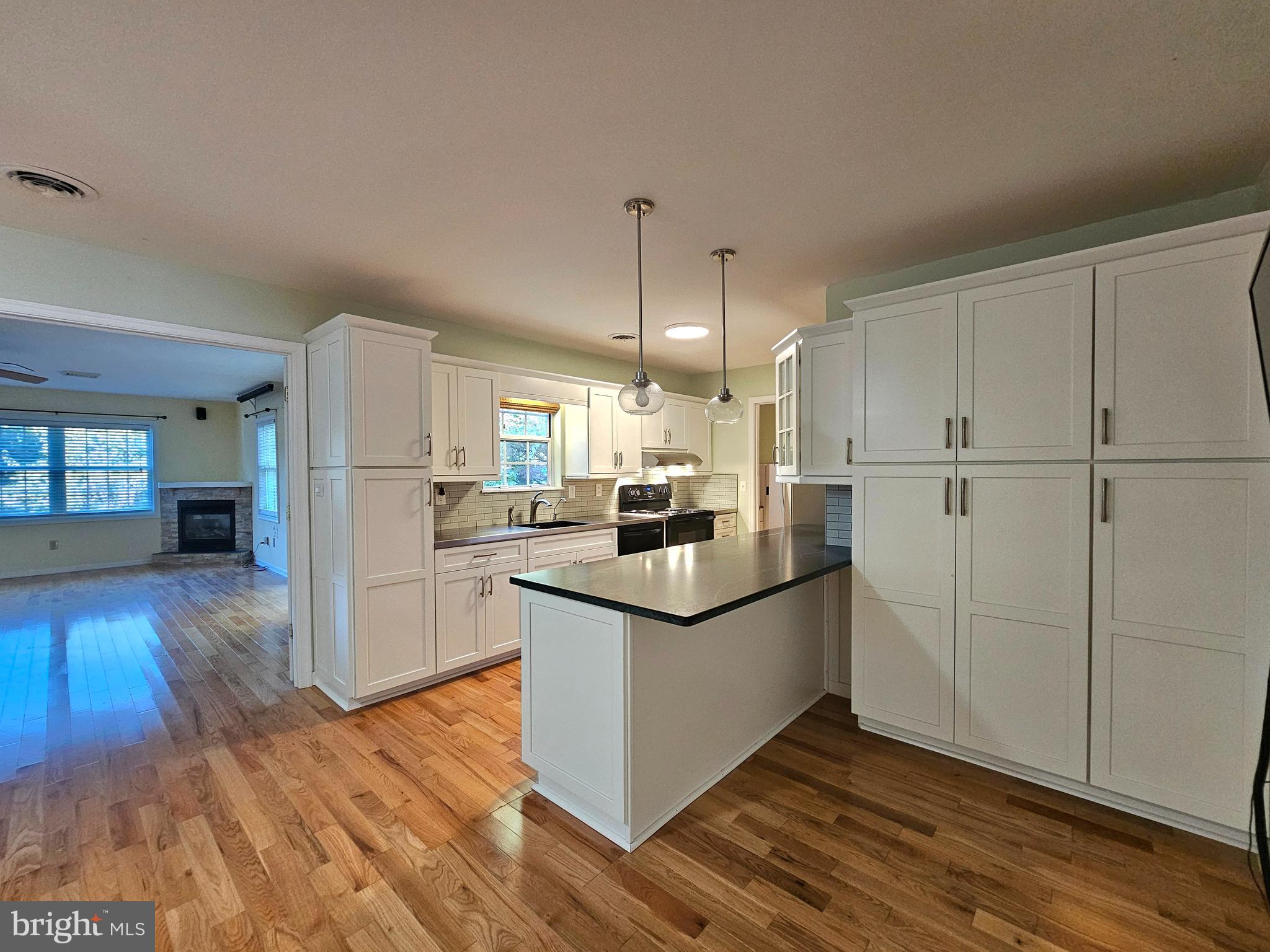 HUNTERS MILL - Residential