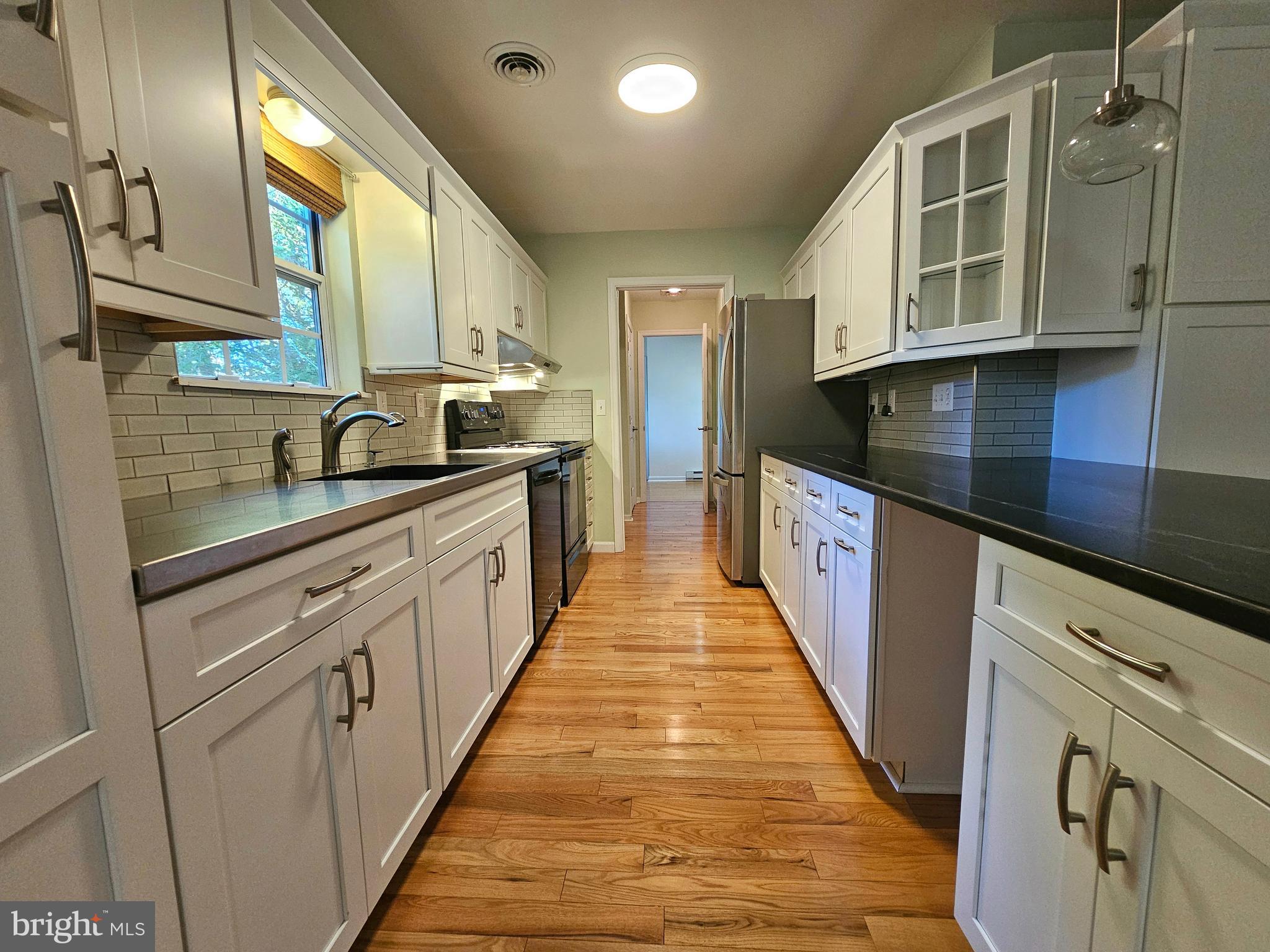 HUNTERS MILL - Residential