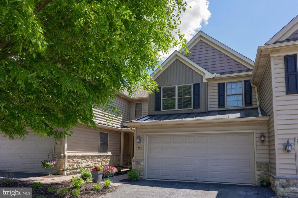 Photo of 253 Fieldcrest Lane, EPHRATA, PA 17522 (MLS # PALA2088684)