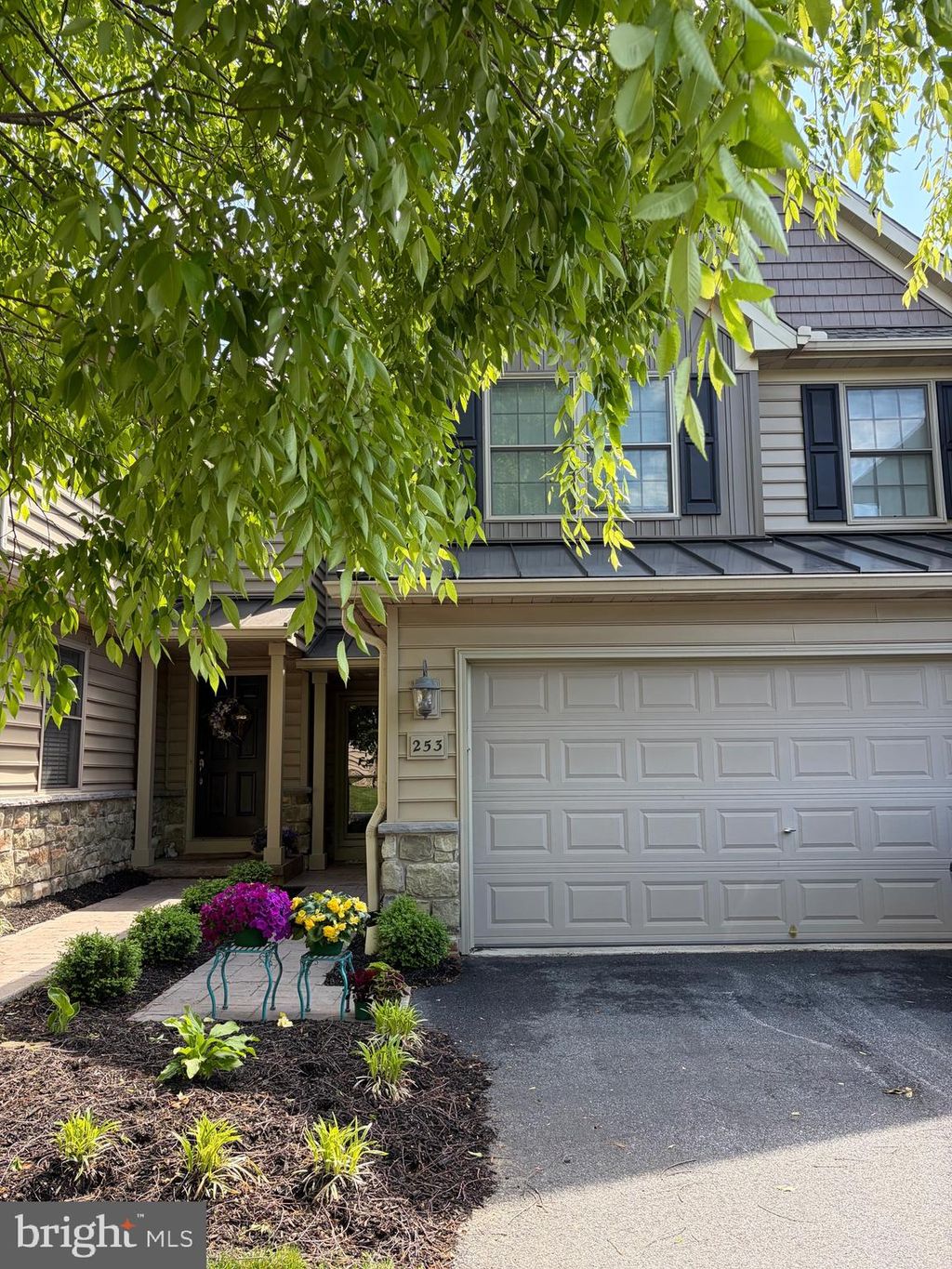 Photo of 253 Fieldcrest Lane, EPHRATA, PA 17522 (MLS # PALA2088684)