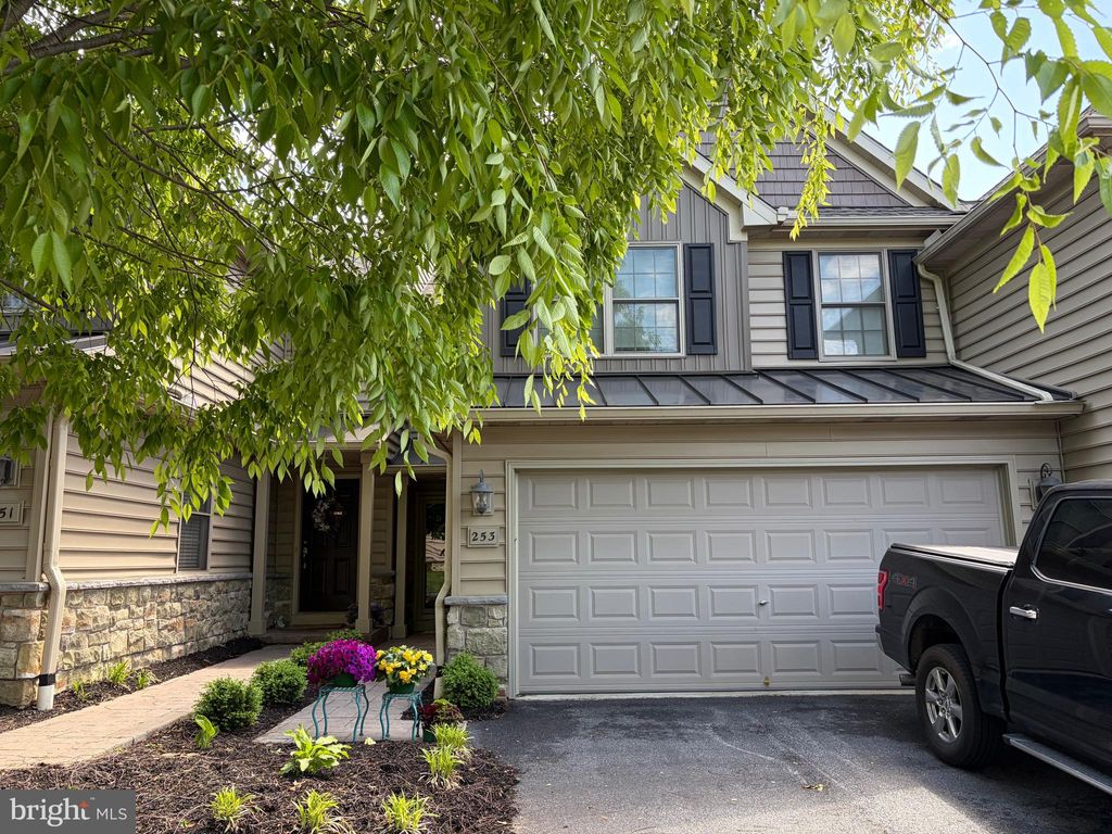 Photo of 253 Fieldcrest Lane, EPHRATA, PA 17522 (MLS # PALA2088684)