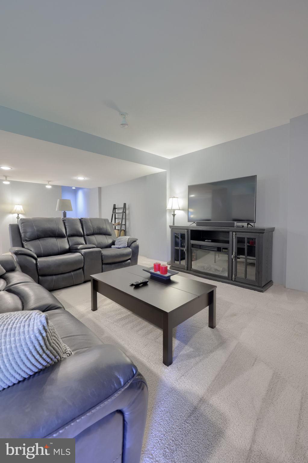 FIELDCREST AT MEADOW VALLEY - Residential