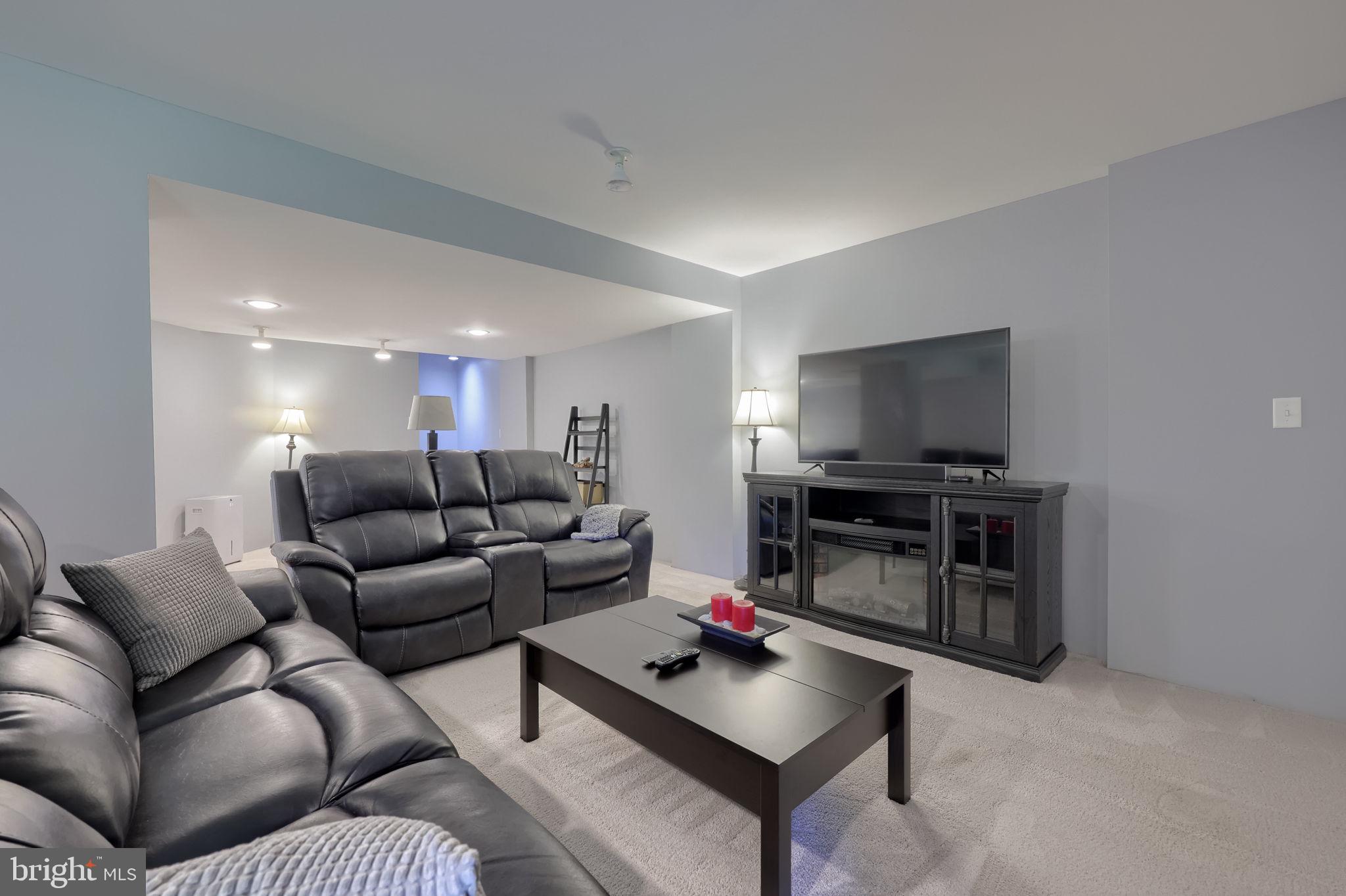 FIELDCREST AT MEADOW VALLEY - Residential