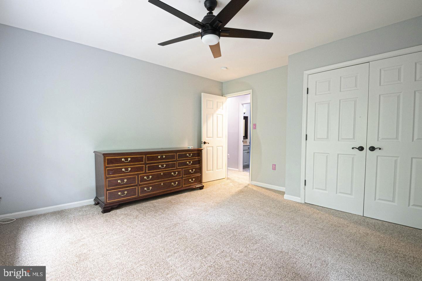 CHAPEL POINT WOODS - Residential