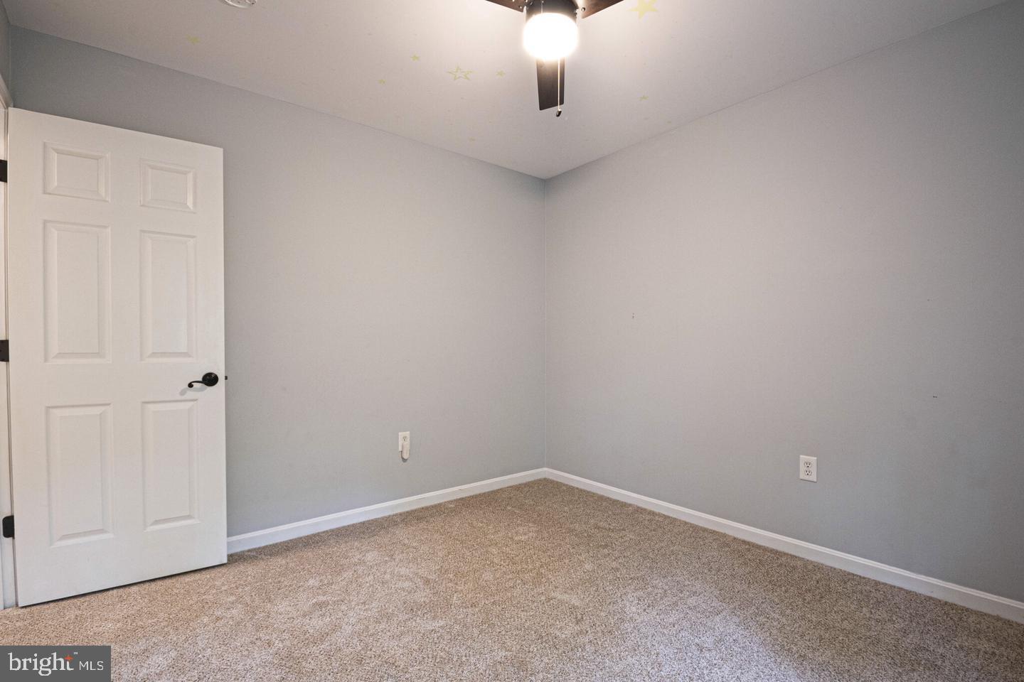 CHAPEL POINT WOODS - Residential