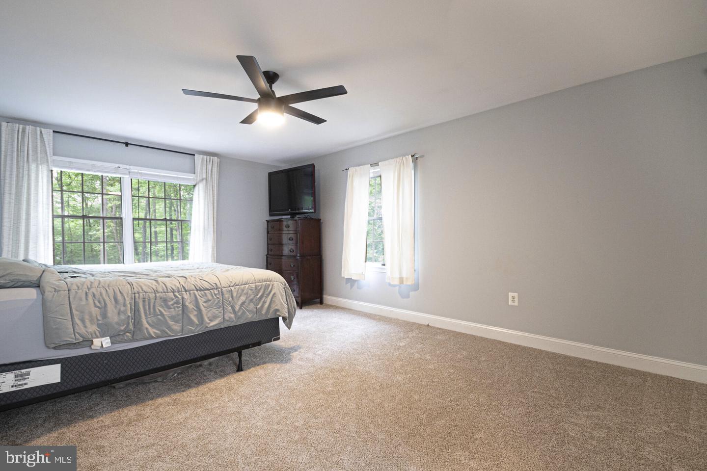 CHAPEL POINT WOODS - Residential