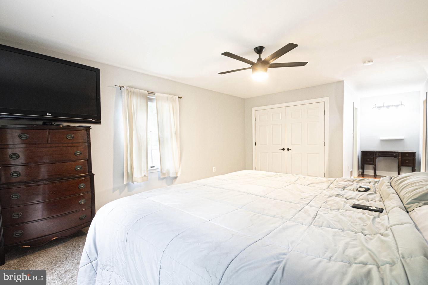 CHAPEL POINT WOODS - Residential