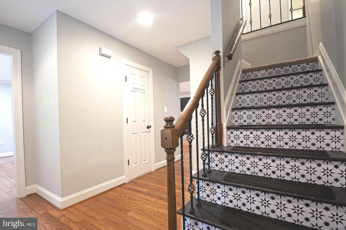 CHAPEL POINT WOODS - Residential