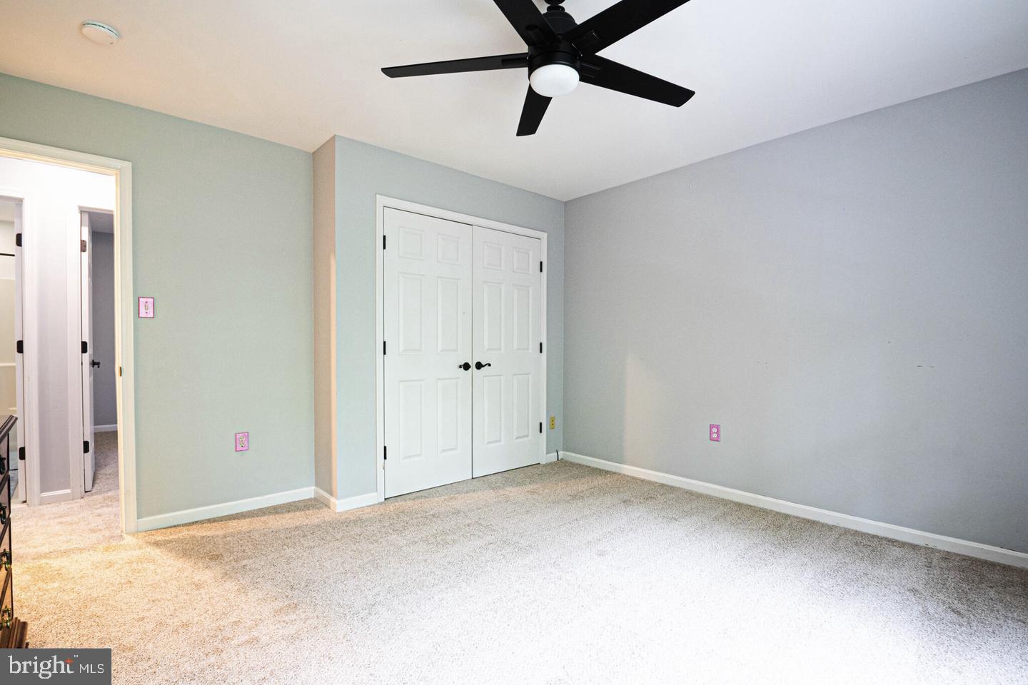 CHAPEL POINT WOODS - Residential