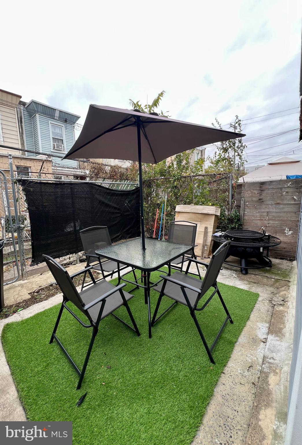 WEST KENSINGTON - Residential