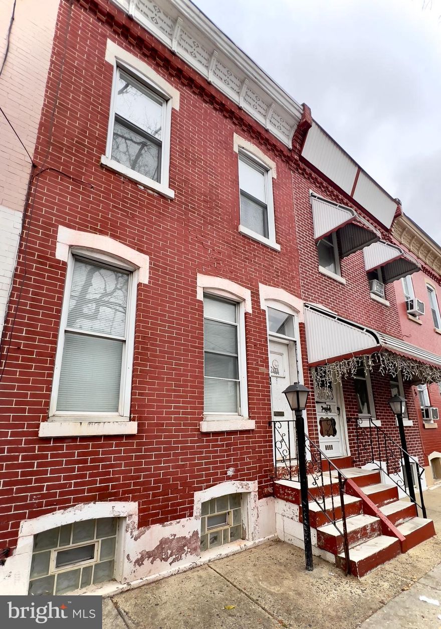 This 1,290 square feet single family home has 4 Bedrooms, three in the upper level with a full bathroom and a partial kitchen. The main level has living room, dining room, spacious kitchen, full renovated bathroom, and backyard. The basement is partially finished and renovated with a room, windows and half bathroom. It also has a renovated laundry space and plenty of storage space. Close to public transportation and Center City. This property has been well maintained and has potential to become a two unit property.