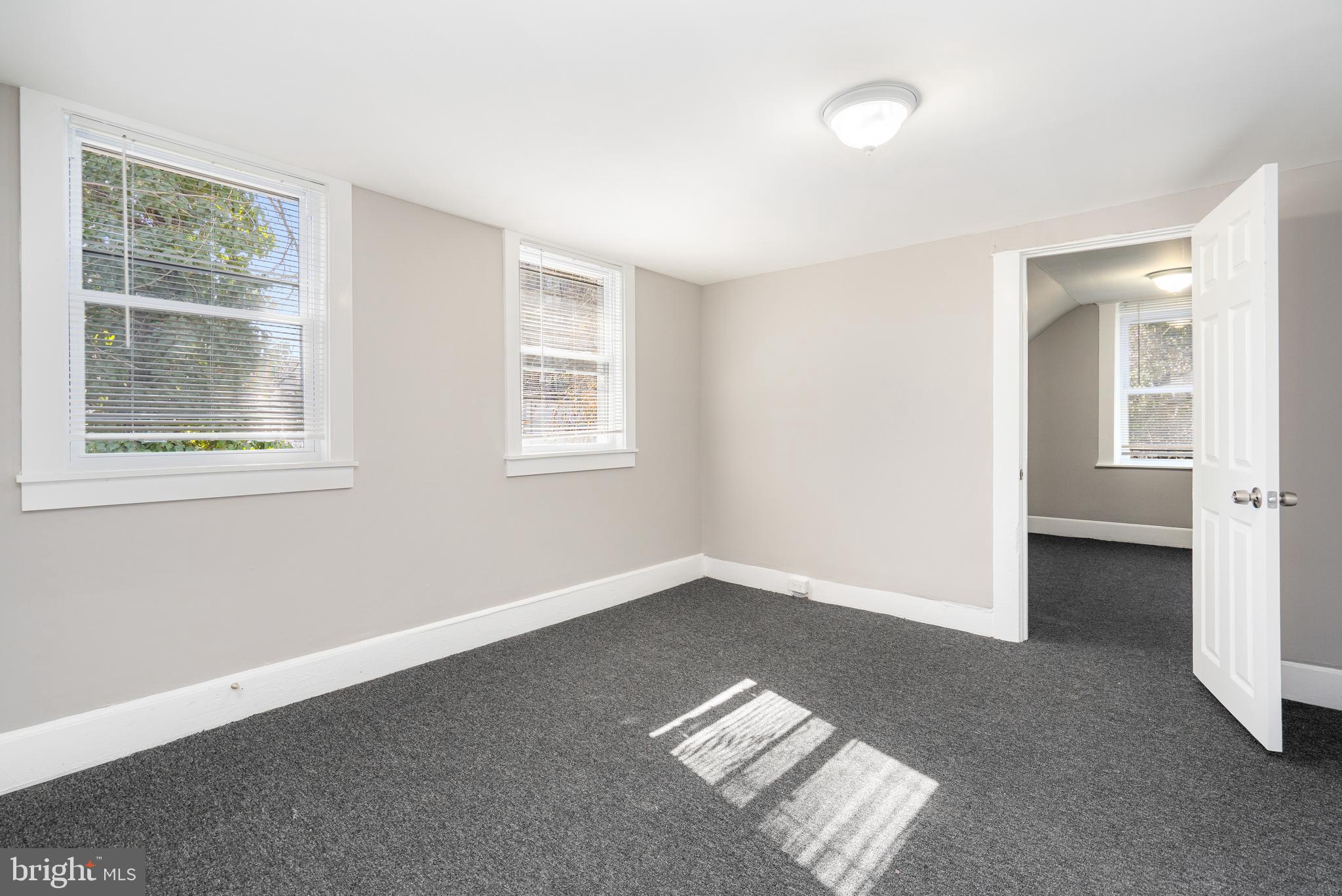 ARLINGTON - Residential