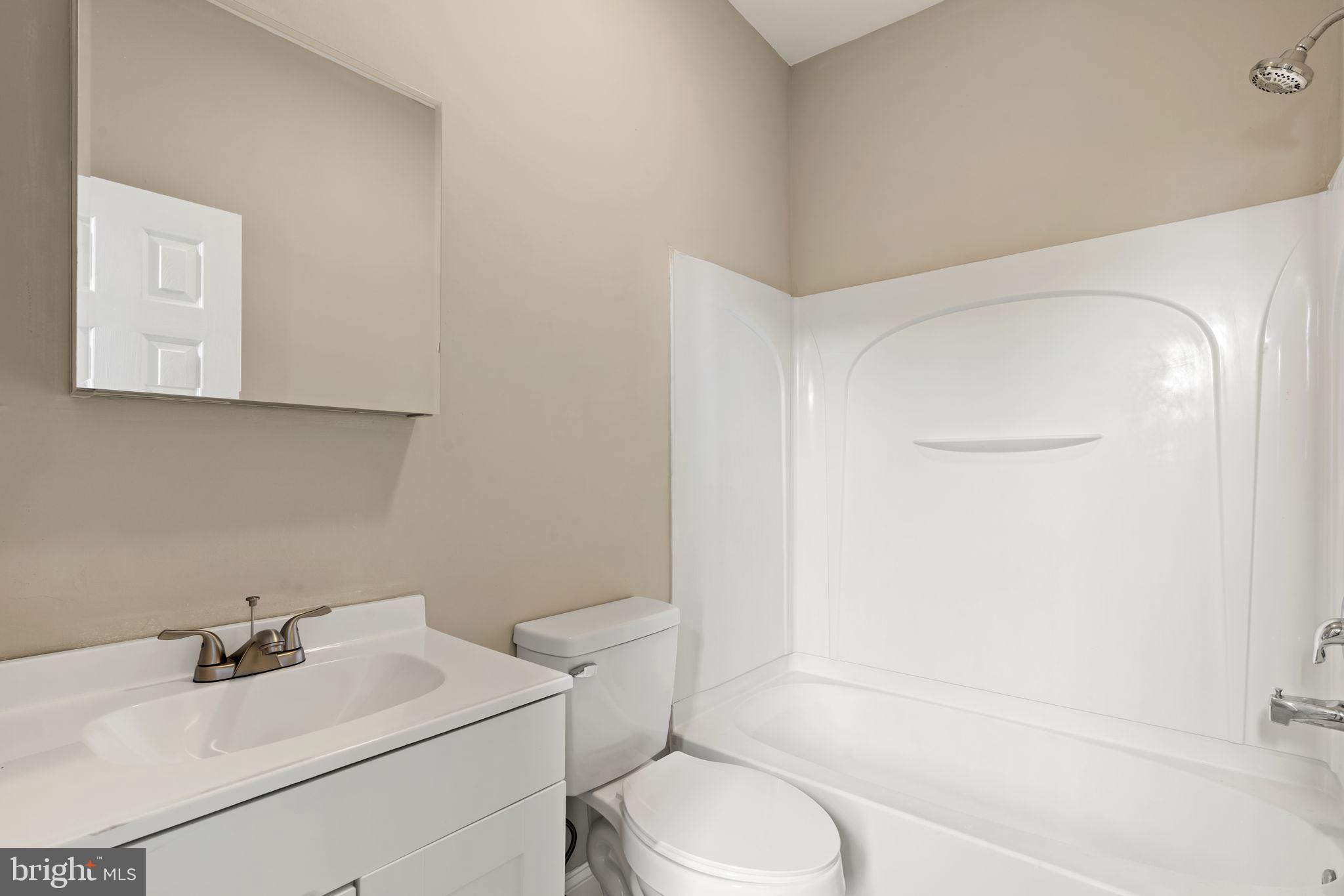 COLLINGDALE - Residential Lease