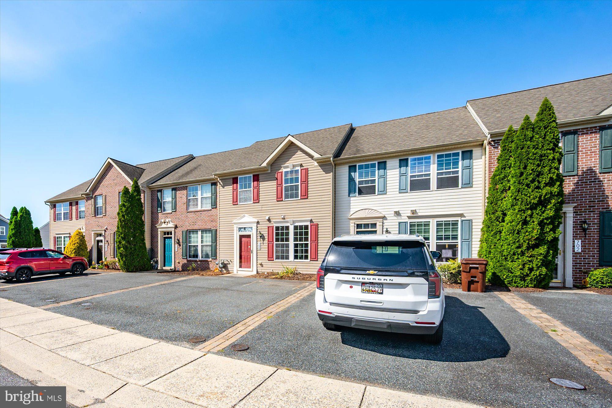 706 WYE OAK DRIVE