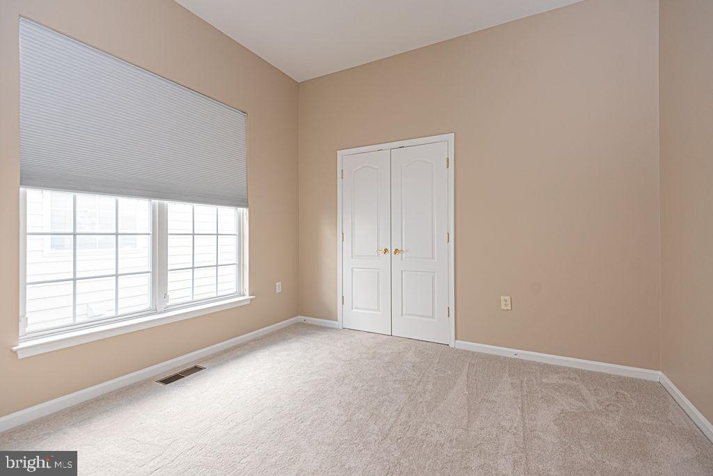 OCEAN PINES - THE PARKE - Residential